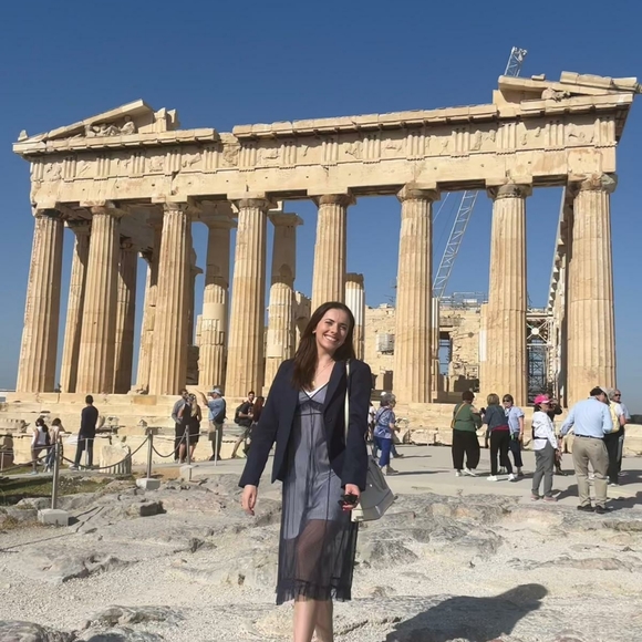 Meet the posher,Brittany - Picture 2 of 6